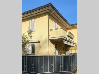 Trilocale in Vendita a Massa, zona Marina di Massa, 239'000&euro;, 70 m²