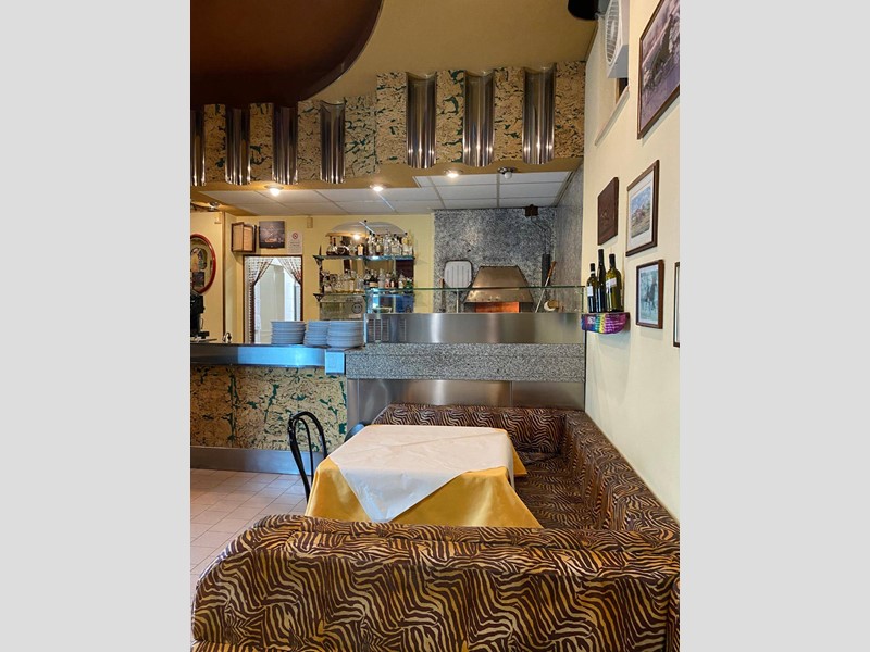 Immobile commerciale in Vendita a Poggio Rusco, 47'000&euro;, 85 m²