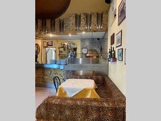 Immobile commerciale in Vendita a Poggio Rusco, 47'000&euro;, 85 m²