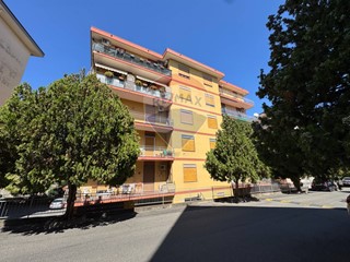Appartamento in Vendita a Gravina di Catania, 130'000€, 124 m²