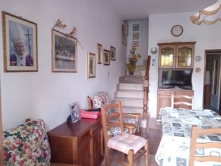 Casa Indipendente in Affitto a Pisa, 900€, 80 m²
