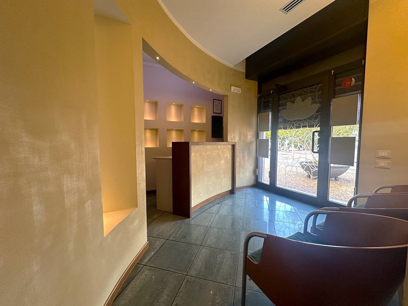 Negozio in Vendita a Verdello, 115'000€, 71 m²