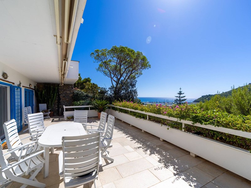 Villa in Vendita a Monte Argentario, 2'200'000€, 251 m²