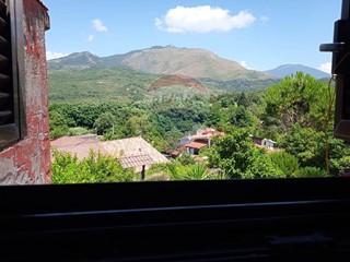 Monolocale in Vendita a Galluccio, 48'000€, 40 m²