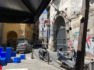 Immobile commerciale in Vendita a Napoli, 111'000€, 40 m²