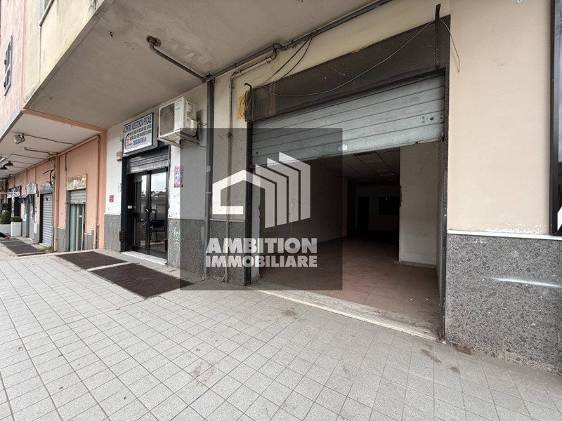 Immobile commerciale in Affitto a Melito di Napoli, 650€, 70 m²