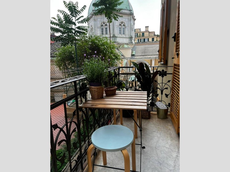 Appartamento in Vendita a Genova, 490'000€, 215 m²