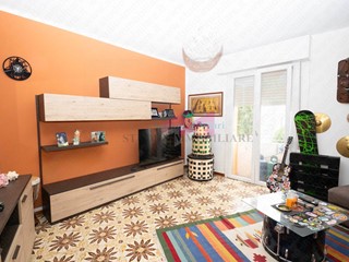 Quadrilocale in Vendita a Bergantino, 60'000€, 96 m²