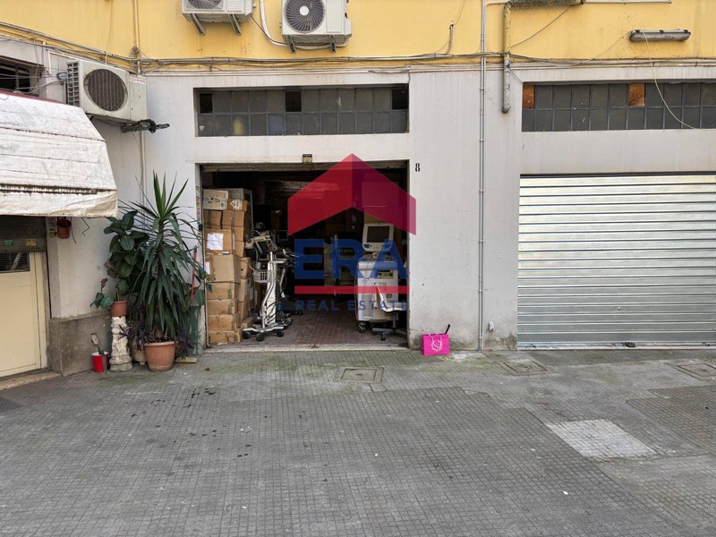 Box in Vendita a Roma, 85'000€, 60 m²