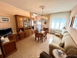 Trilocale in Vendita a Costa Volpino, 105'000€, 90 m²