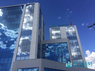 Ufficio in Affitto a Cinisello Balsamo, 9'400€, 705 m²