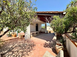 Villa in Vendita a Balestrate, 130'000€, 84 m²