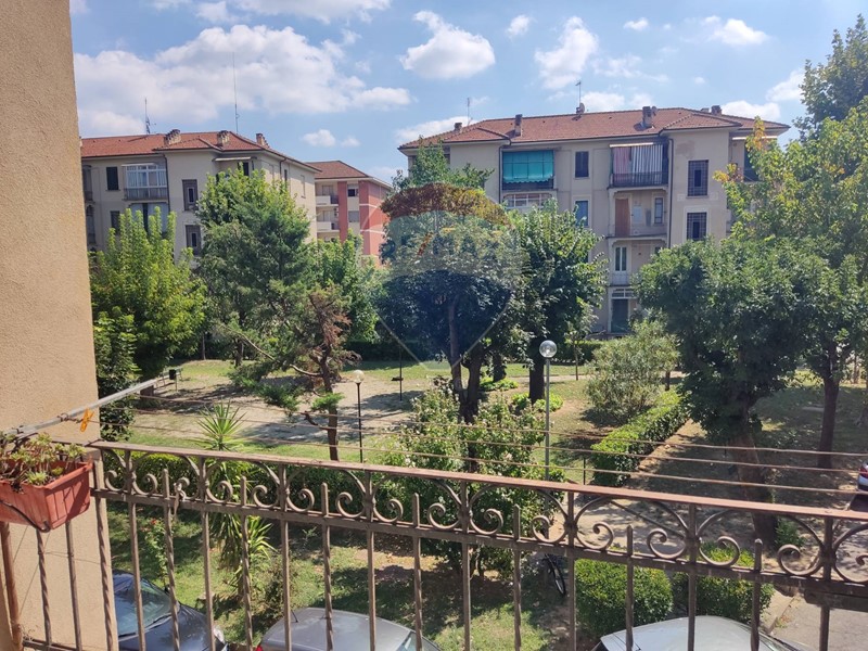 Trilocale in Vendita a Torino, 120'000€, 65 m²