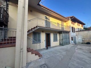 Trilocale in Vendita a Provaglio d'Iseo, 130'000€, 85 m²