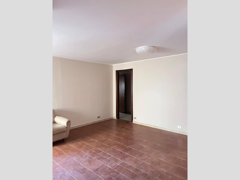 Appartamento in Vendita a Castelvetrano, 64'000&euro;, 150 m²