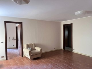 Appartamento in Affitto a Castelvetrano, 500€, 150 m²