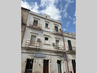 Trilocale in Vendita a Lecce, 70'000€, 85 m²
