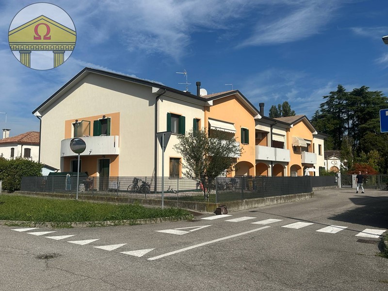 Quadrilocale in Vendita a Arcade, 158'000€, 118 m²