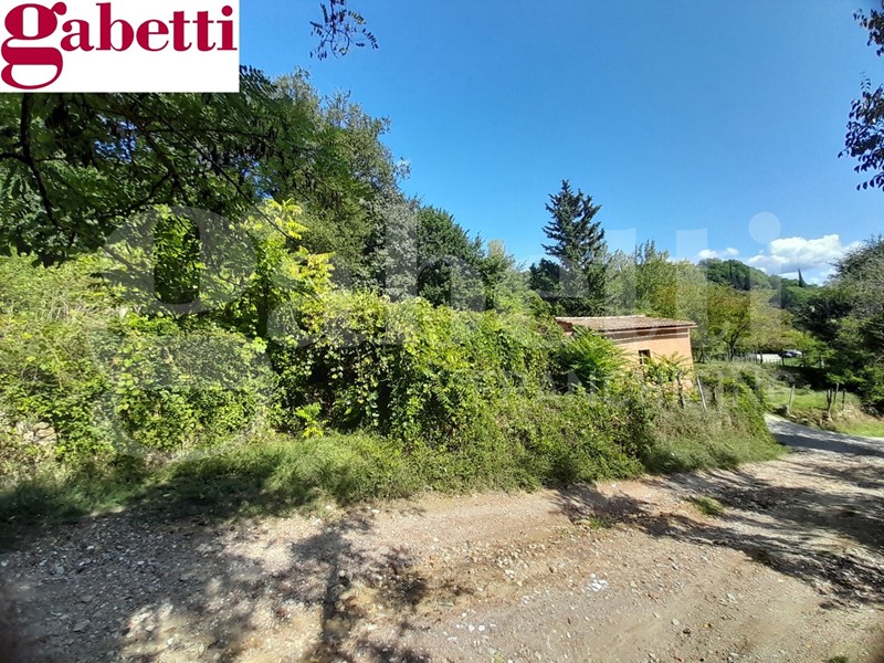 Terreno agricolo in Vendita a Poggibonsi, 32'000€, 600 m²