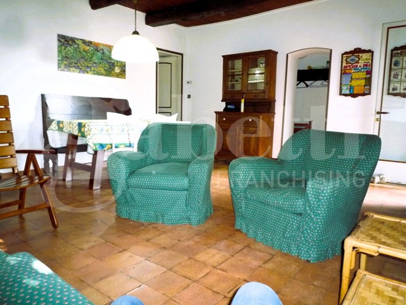 Trilocale in Affitto a Sesto Calende, 1'000€, 110 m², arredato