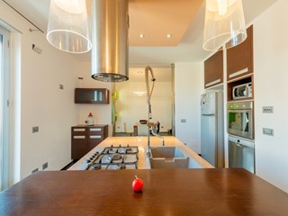 Quadrilocale in Vendita a Palermo, 230'000€, 113 m², arredato