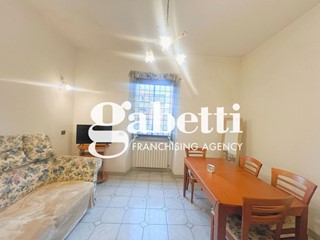 Villa bifamiliare in Vendita a Roma, 285'000€, 82 m²