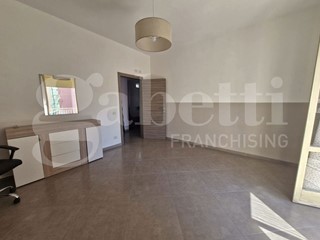 Quadrilocale in Vendita a Palermo, 155'000€, 120 m²