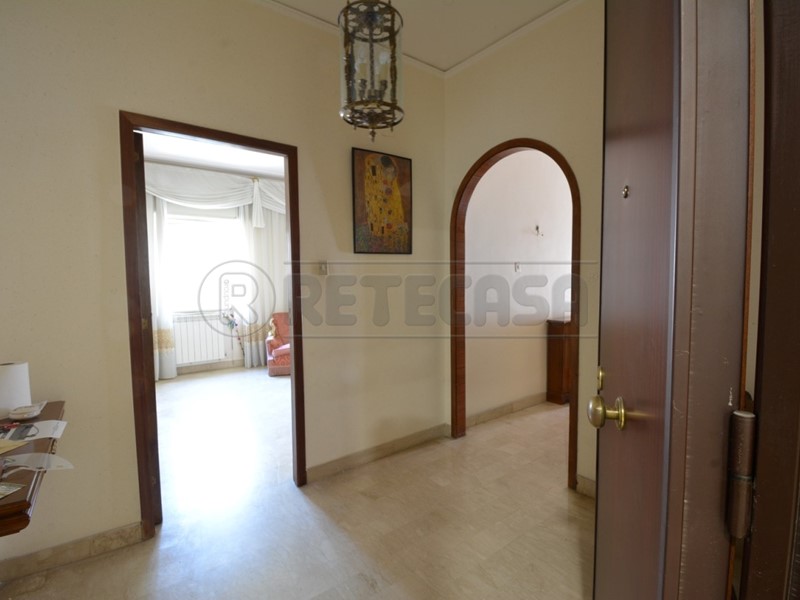 Quadrilocale in Vendita a Messina, 140'000€, 130 m²