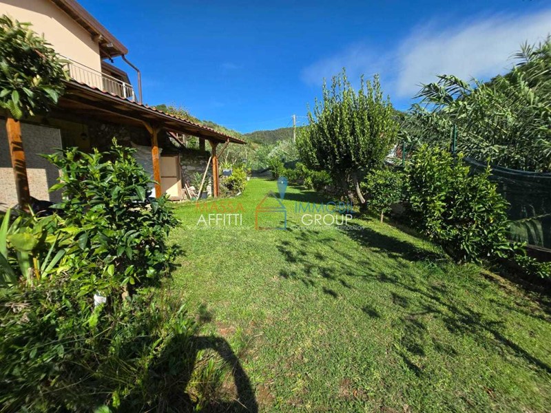 Casa Indipendente in Vendita a Massa, 420'000&euro;, 120 m²