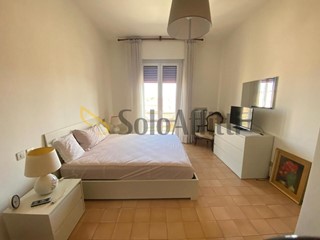 Quadrilocale in Affitto a Rimini, zona Centro Storico, 900€, 110 m², arredato