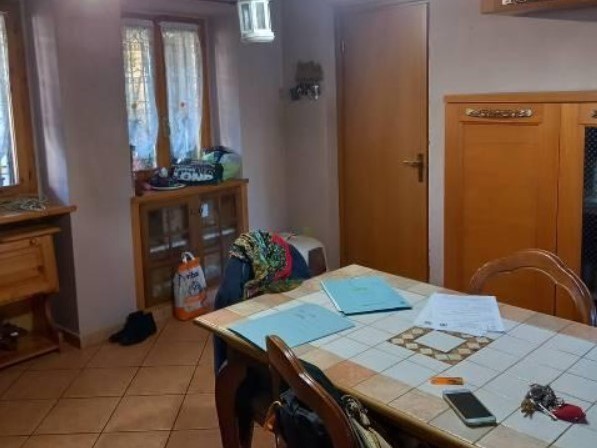 Casa Semi Indipendente in Vendita a Barge, 40'941€, 190 m², con Box
