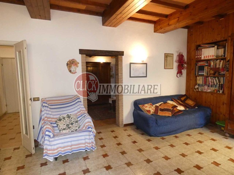 Appartamento in Vendita a Borgo San Lorenzo, 195'000€, 140 m²