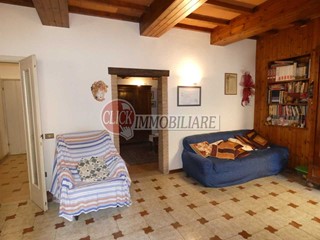 Appartamento in Vendita a Borgo San Lorenzo, 195'000€, 140 m²