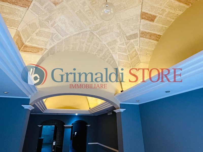 Immobile commerciale in Vendita a Lecce, 190'000&euro;, 160 m²