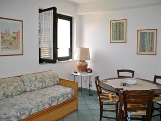 Bilocale in Affitto a Acireale, zona Santa Tecla, 550€, 55 m², arredato