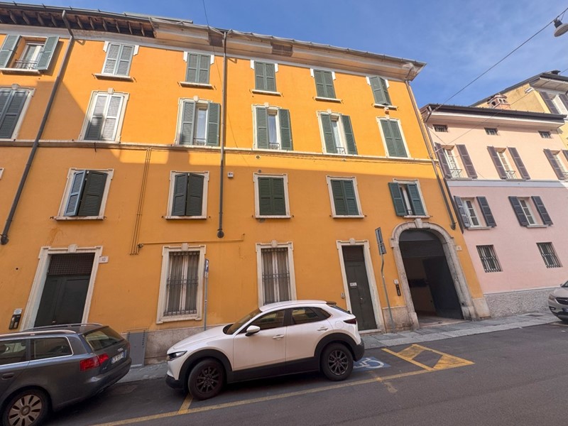 Bilocale in Vendita a Brescia, zona Centro Storico, 165'000€, 44 m², arredato