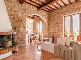 Casa Semi Indipendente in Vendita a Montaione, 109'000€, 86 m²