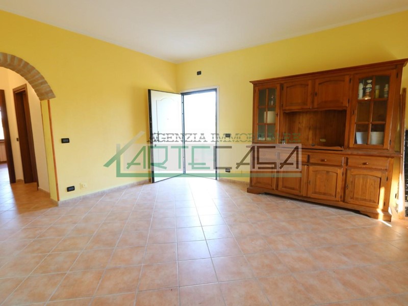 Trilocale in Vendita a Bientina, zona Puntone, 145'000€, 75 m², arredato