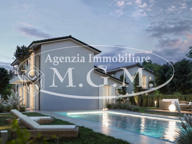 Villa in Vendita a Santa Maria a Monte, 450'000€, 183 m²