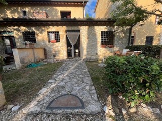 Trilocale in Vendita a Gambassi Terme, 149'000€, 45 m², arredato
