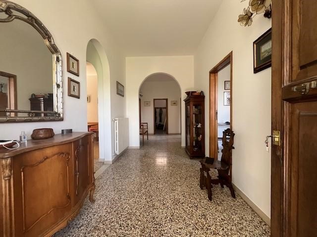 Casa Indipendente in Vendita a Terricciola, zona Selvatelle, 250'000€, 110 m², arredato, con Box