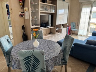 Attico in Vendita a Viareggio, 240'000€, 75 m², arredato