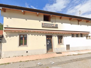 Negozio in Vendita a Seregno, 148'000€, 127 m²