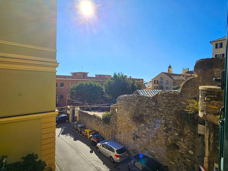 Appartamento in Vendita a Genova, 139'000&euro;, 100 m²