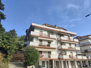 Appartamento in Vendita a Ripatransone, 90'000€, 110 m²