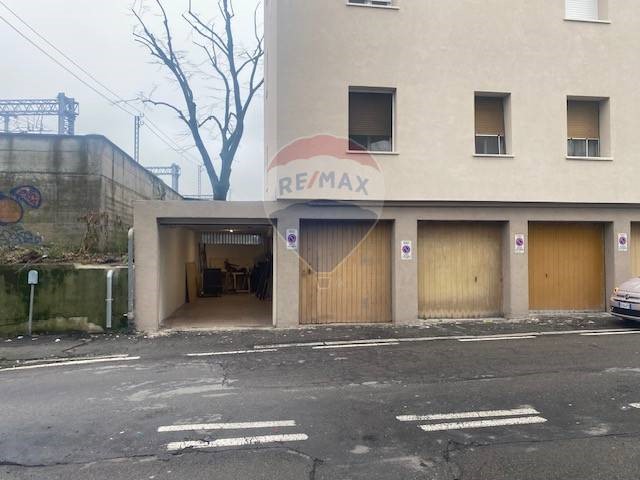 Laboratorio in Vendita a Parma, 57'000€, 155 m²