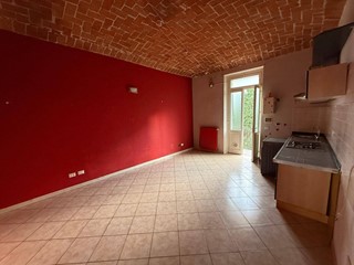 Bilocale in Vendita a Alessandria, 31'000€, 63 m²