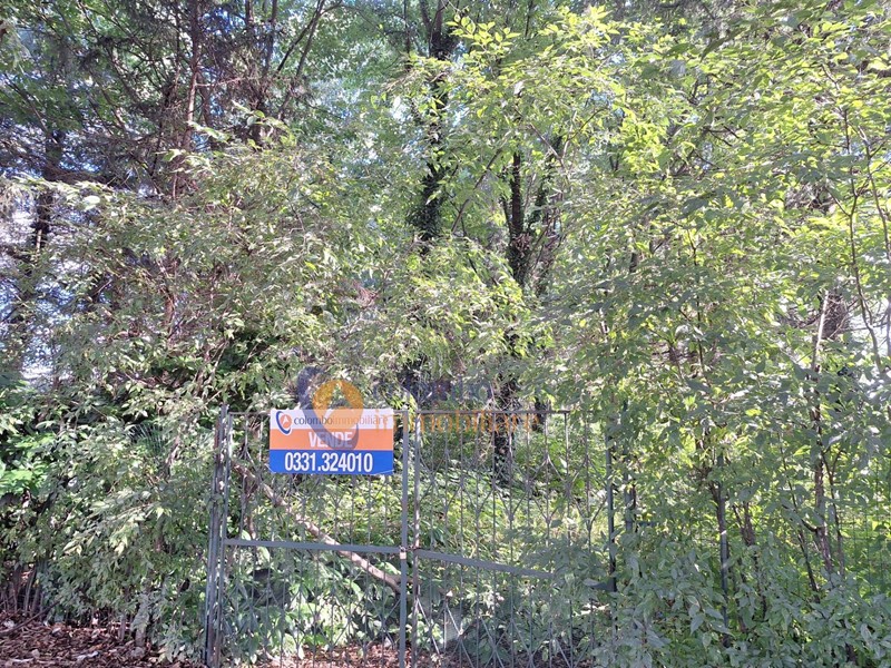 Terreno edificabile in Vendita a Busto Arsizio, 285'000€, 2100 m²