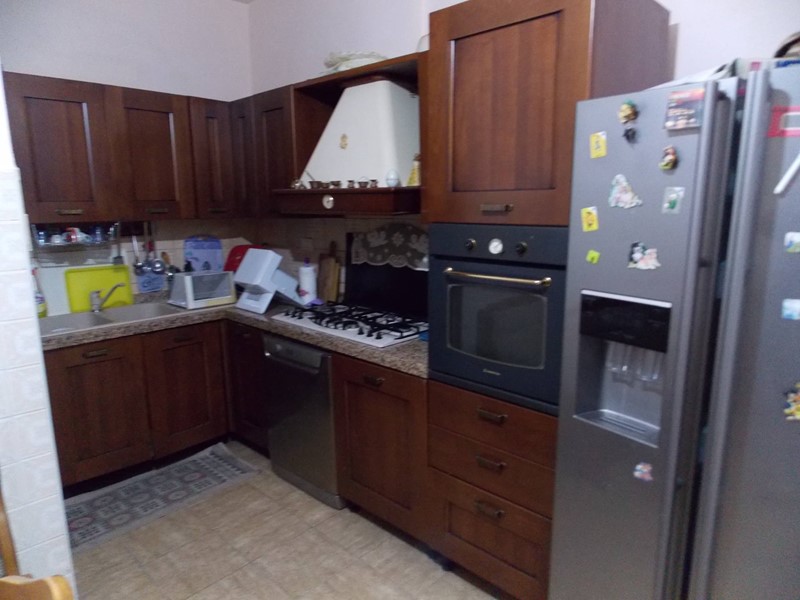 Casa Semi Indipendente in Vendita a Colli del Tronto, 68'000€, 165 m²