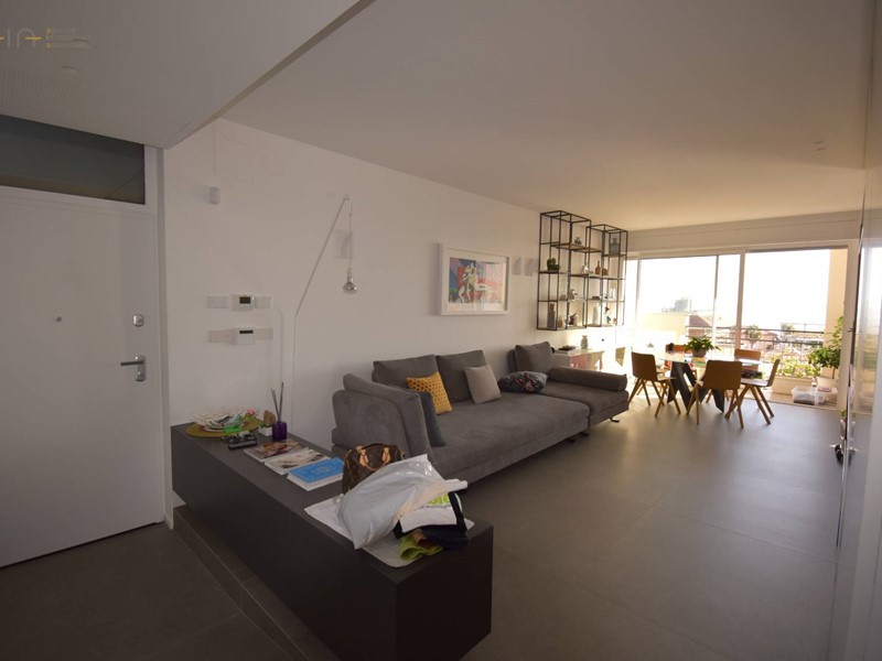 Appartamento in Vendita a San Benedetto del Tronto, 610'000€, 130 m²